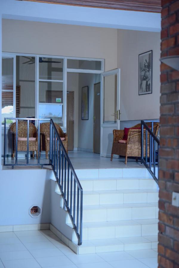 Botanika Hotel Bujumbura Extérieur photo