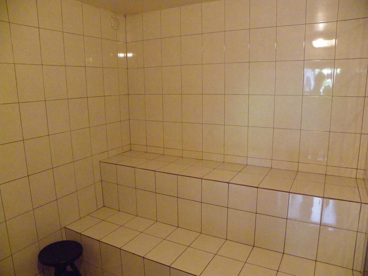 Botanika Hotel Bujumbura Extérieur photo